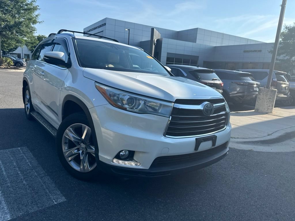 Used 2015 Toyota Highlander Limited Platinum AWD/4WD image 1