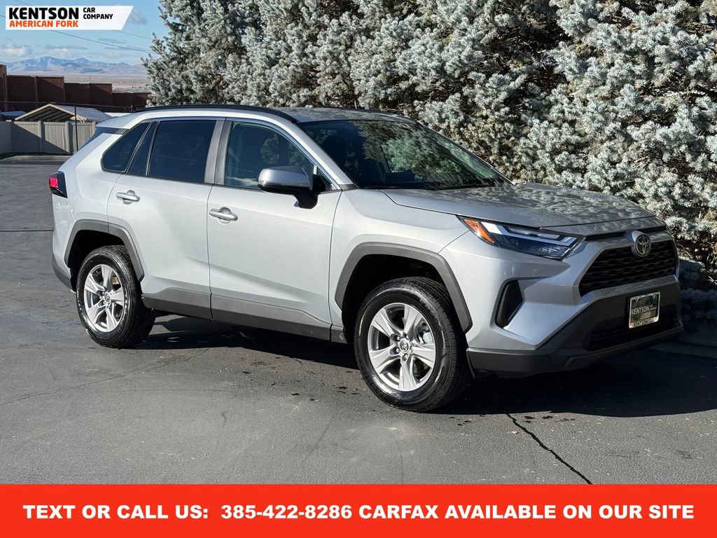 Used 2025 Toyota RAV4 XLE image 10
