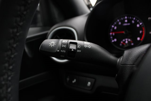 Used 2024 Kia Forte GT-Line w/ GT-Line Premium Package image 13