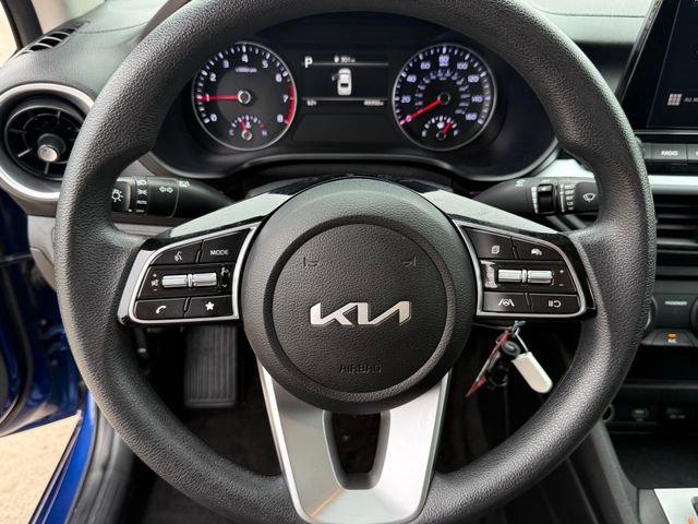 Used 2023 Kia Forte LXS FWD image 11