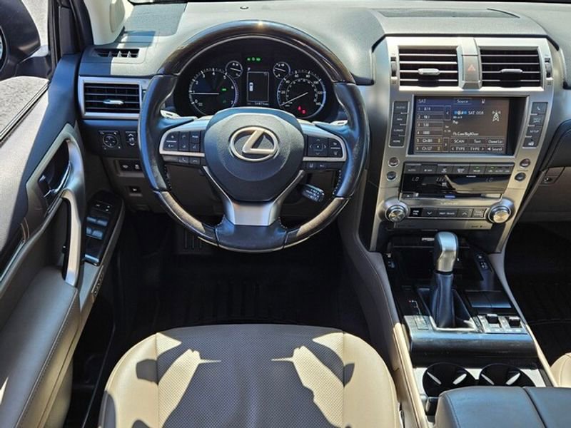 Used 2021 Lexus GX 460 Premium image 9