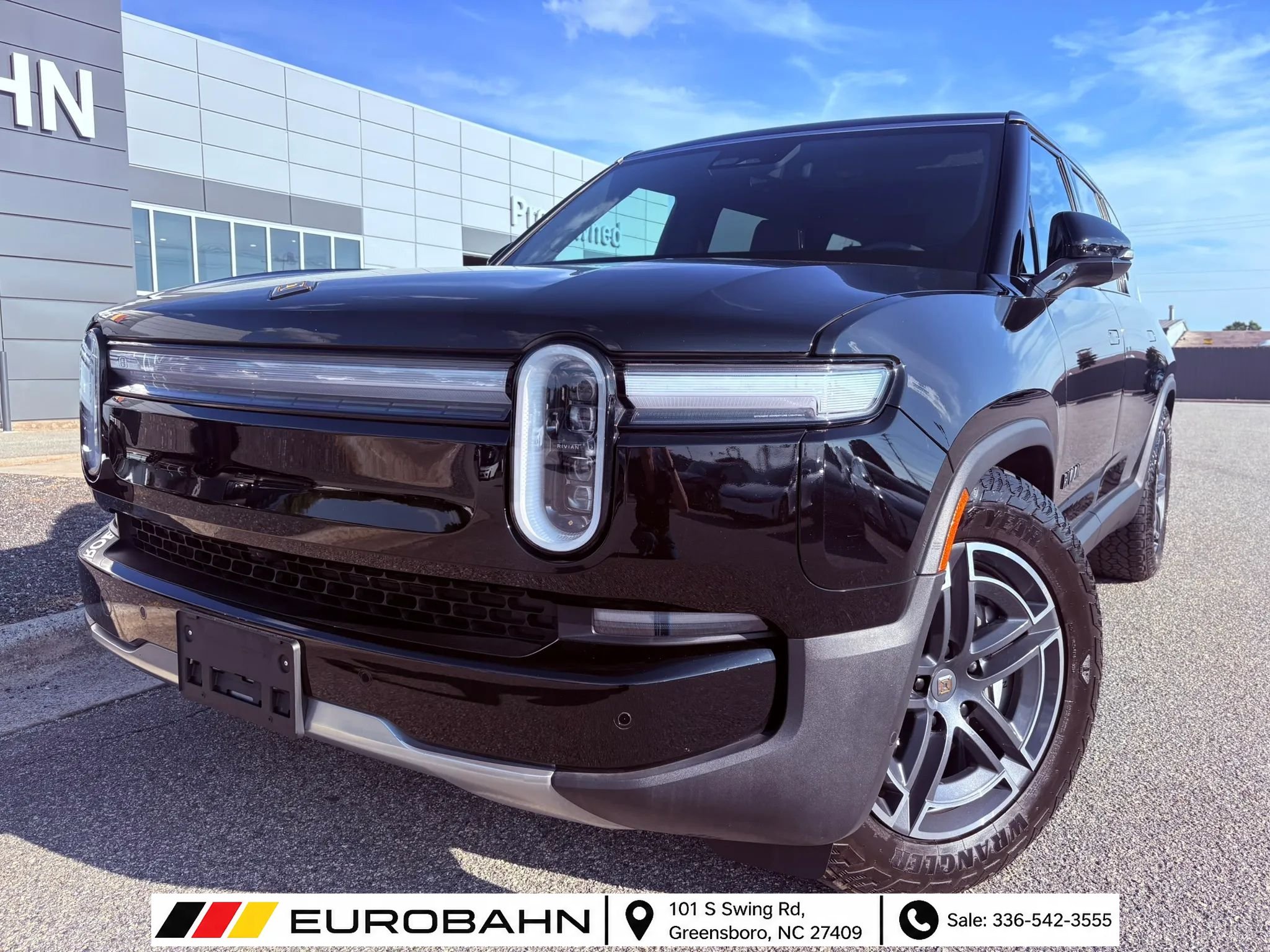 Used 2025 Rivian R1S Adventure Dual