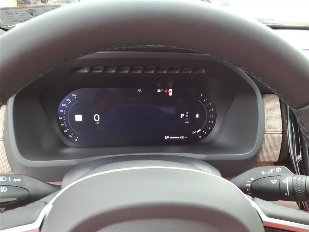 Used 2026 Volvo XC90 B6 Plus w/ Protection Package AWD/4WD image 17