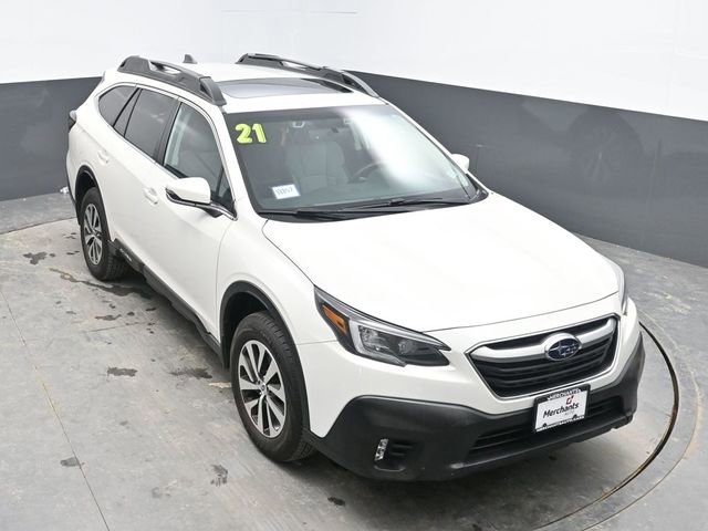 Used 2021 Subaru Outback Premium image 23