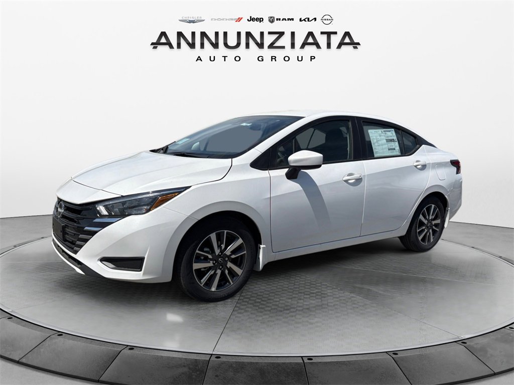 New 2025 Nissan Versa SV w/ Trunk Package