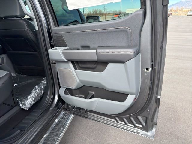 New 2025 Ford F150 Lariat w/ Equipment Group 501A Mid AWD/4WD image 33