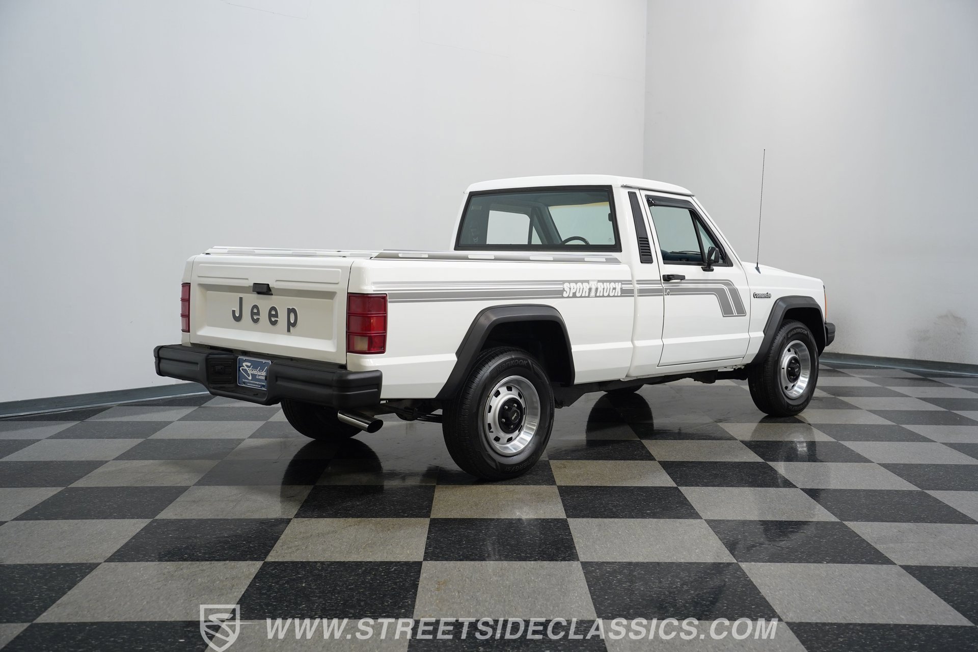 Used 1989 Jeep Comanche 2WD image 13
