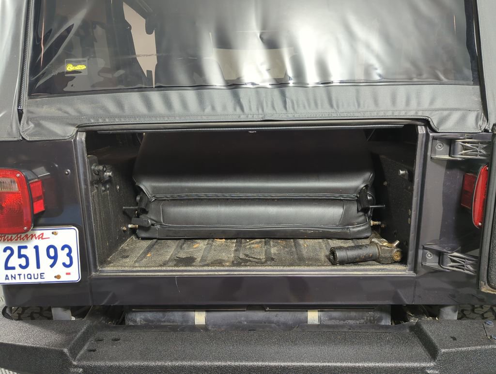 Used 1995 Jeep Wrangler S image 18