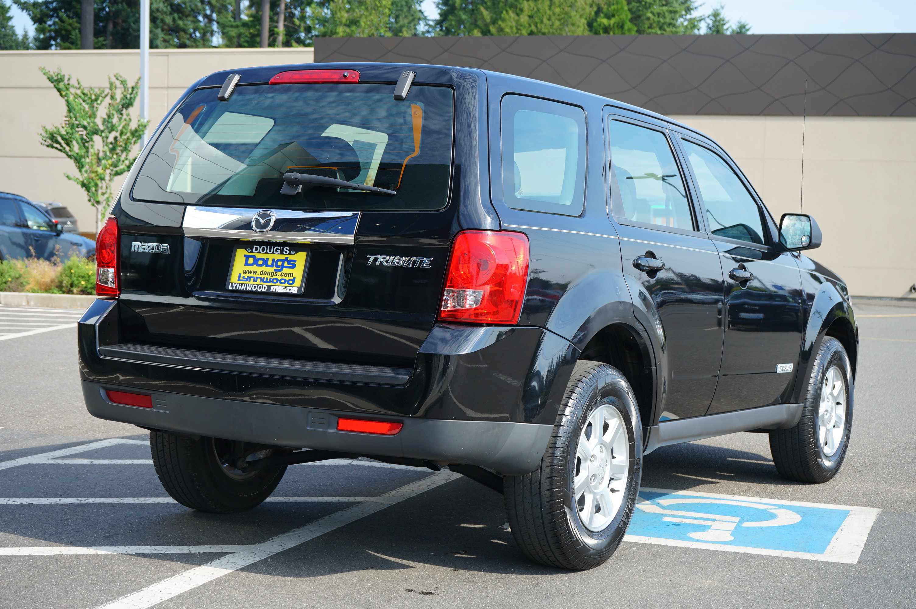 Used 2008 MAZDA Tribute i Sport FWD image 4