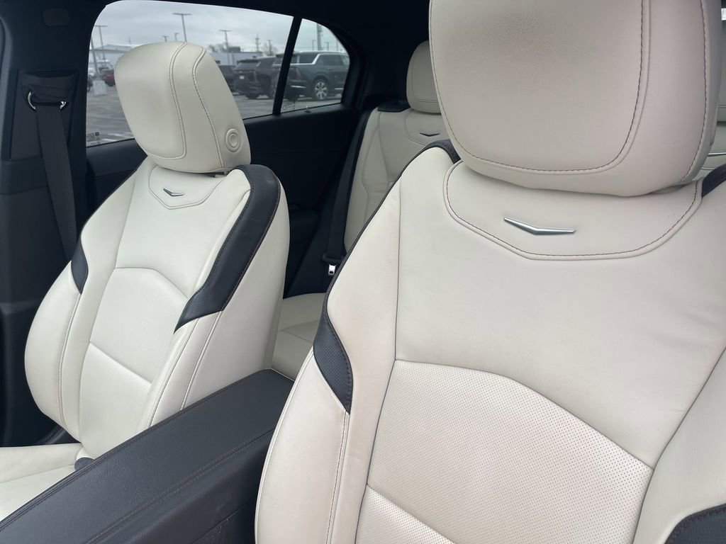 Certified 2023 Cadillac XT4 Sport image 4