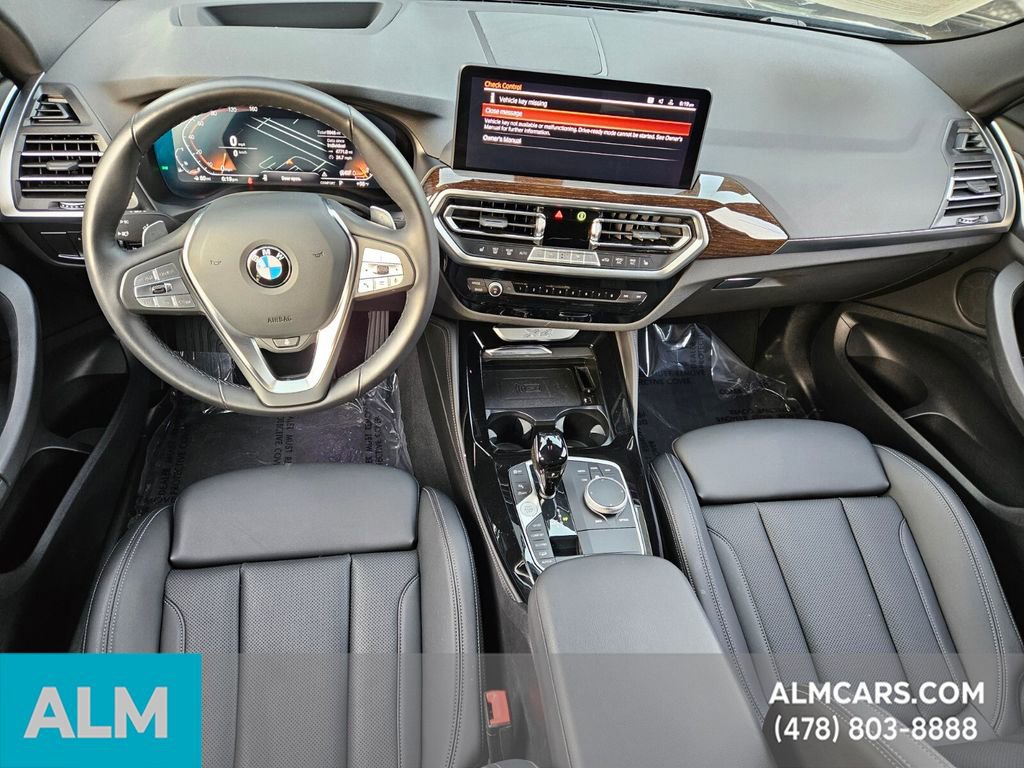 Used 2025 BMW X4 xDrive30i image 15