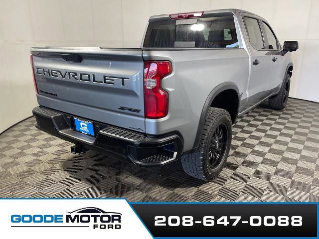 Used 2023 Chevrolet Silverado 1500 ZR2 w/ Technology Package AWD/4WD image 8
