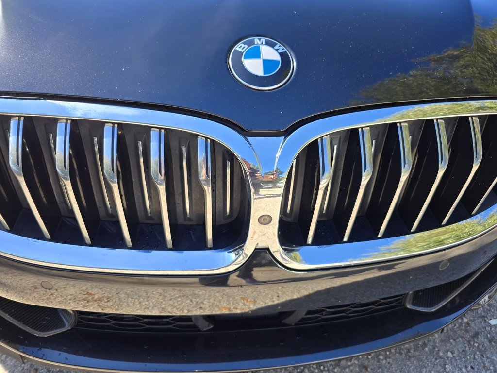 Used 2020 BMW M850i xDrive Convertible w/ M Carbon Exterior Package image 9