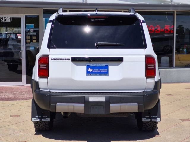 Used 2025 Toyota Land Cruiser w/ Premium Package image 5