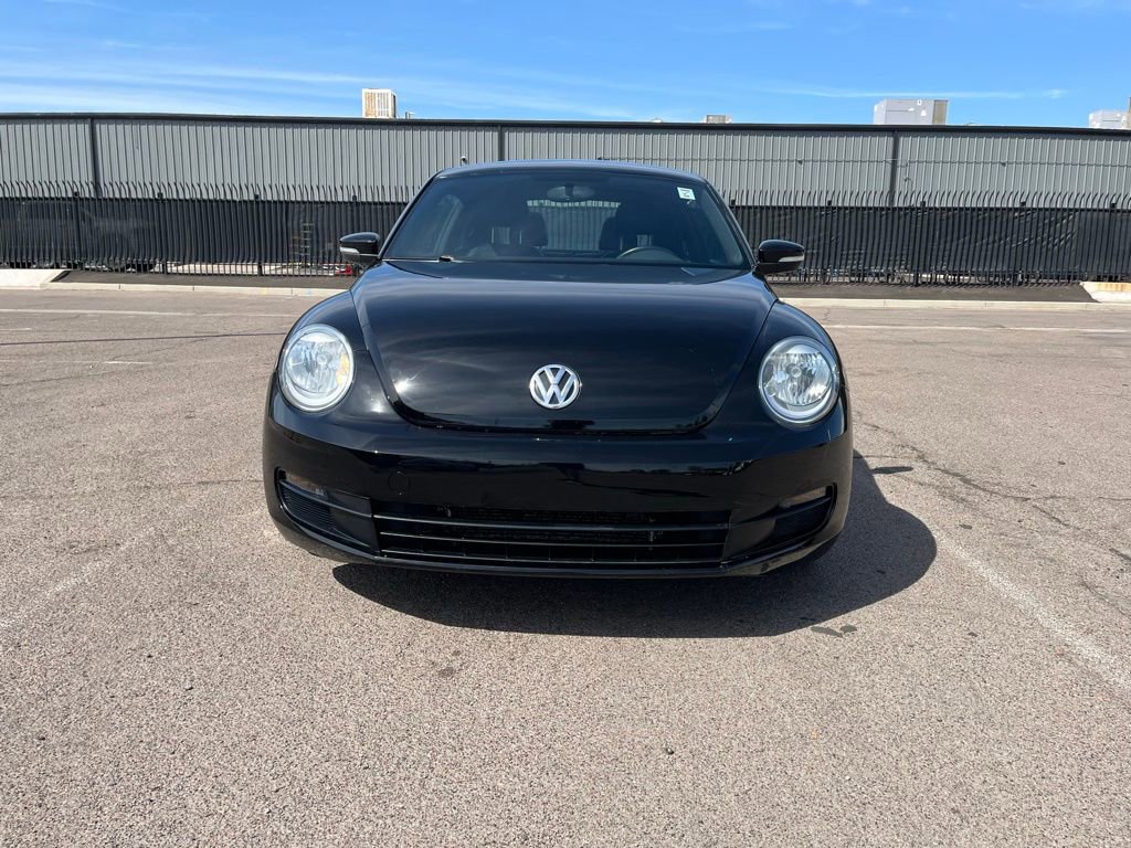 Used 2013 Volkswagen Beetle 2.5 image 3