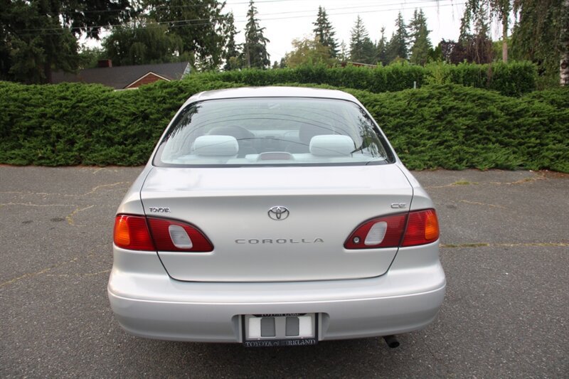 Used 1999 Toyota Corolla CE FWD image 10