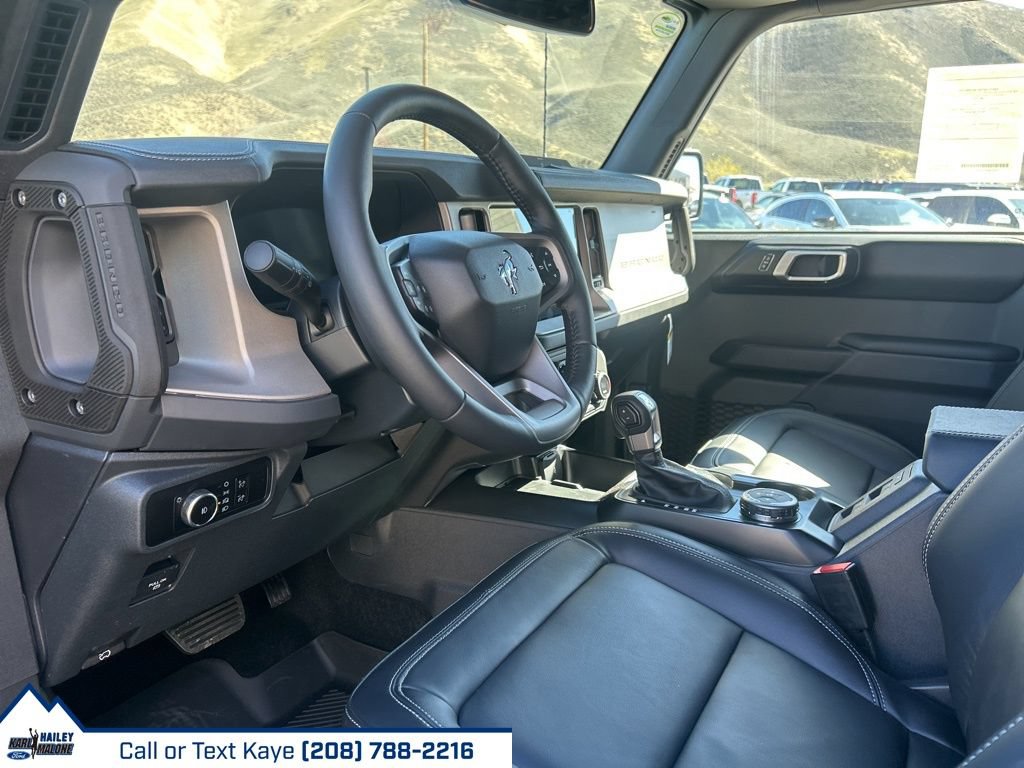 New 2025 Ford Bronco Outer Banks AWD/4WD image 24
