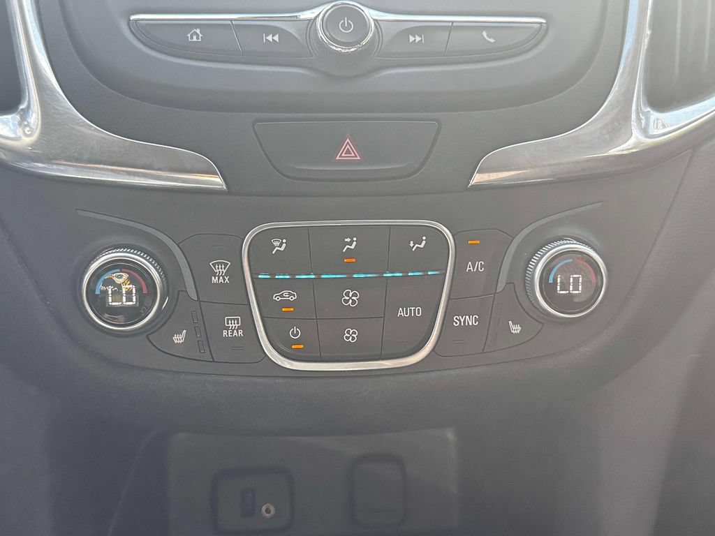 Used 2018 Chevrolet Equinox LT AWD/4WD image 28