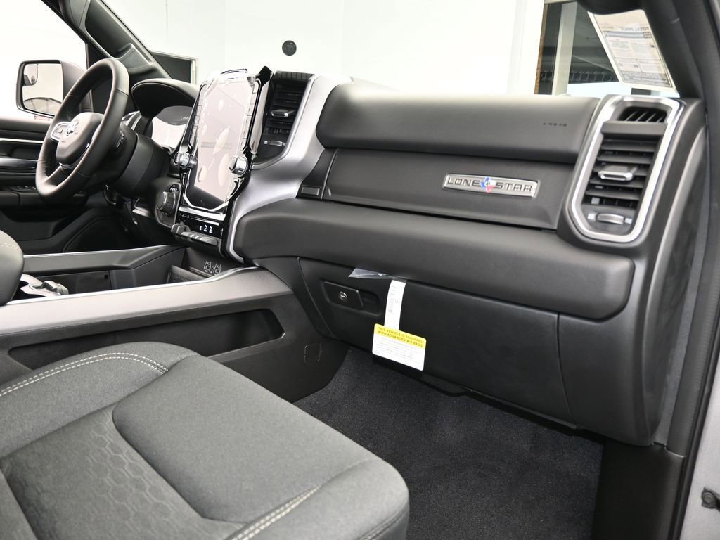 Used 2025 RAM 1500 Lone Star AWD/4WD image 39