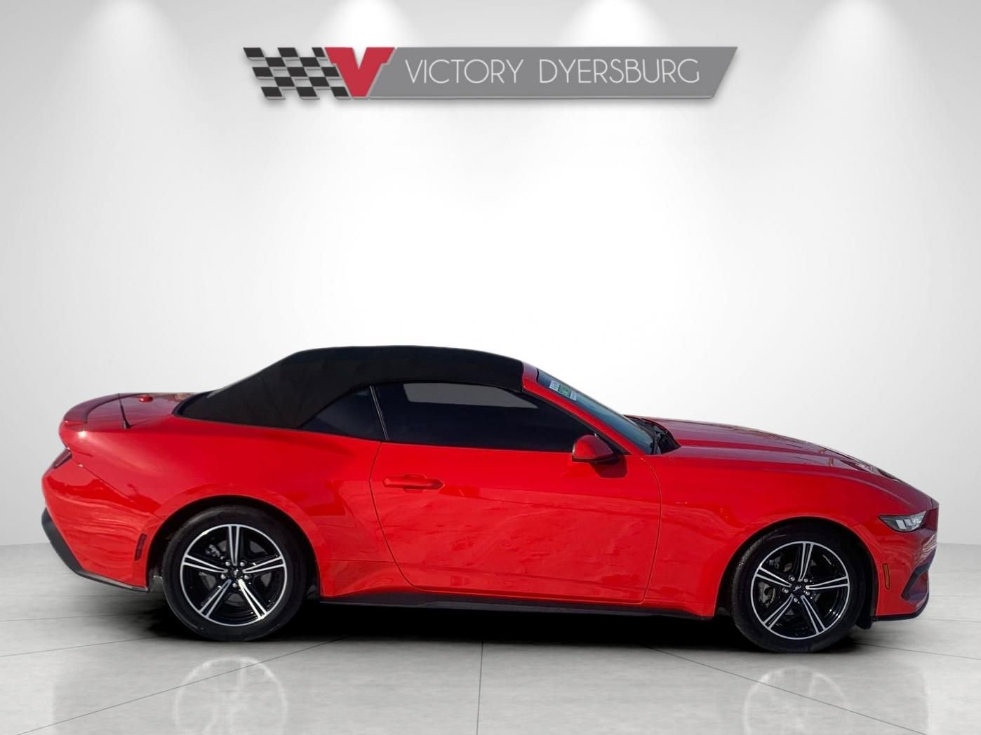 Used 2024 Ford Mustang Premium image 9