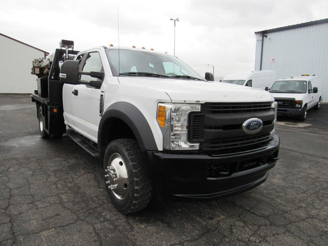 Used 2017 Ford F450 XL w/ Power Equipment Group image 3