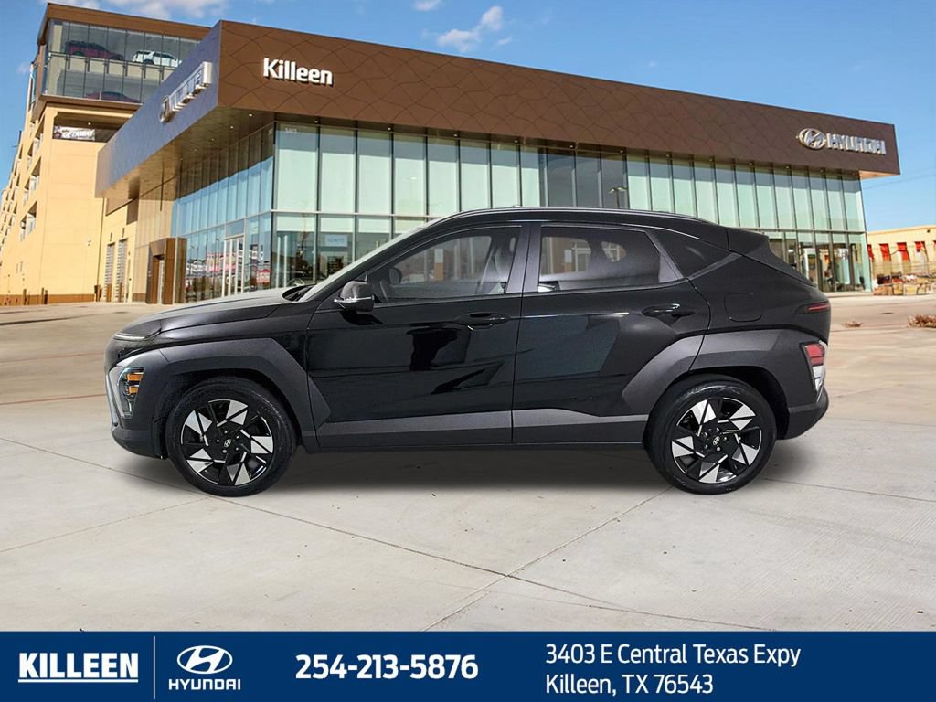 Used 2024 Hyundai Kona SEL FWD image 4