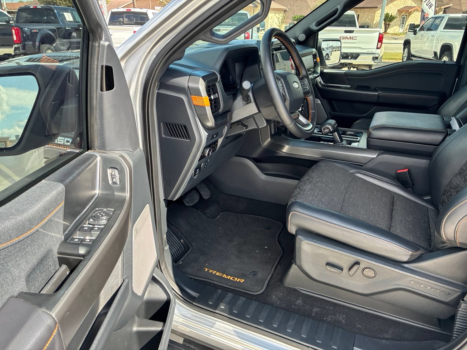 Used 2025 Ford F150 Tremor w/ Mobile Office Package AWD/4WD image 20