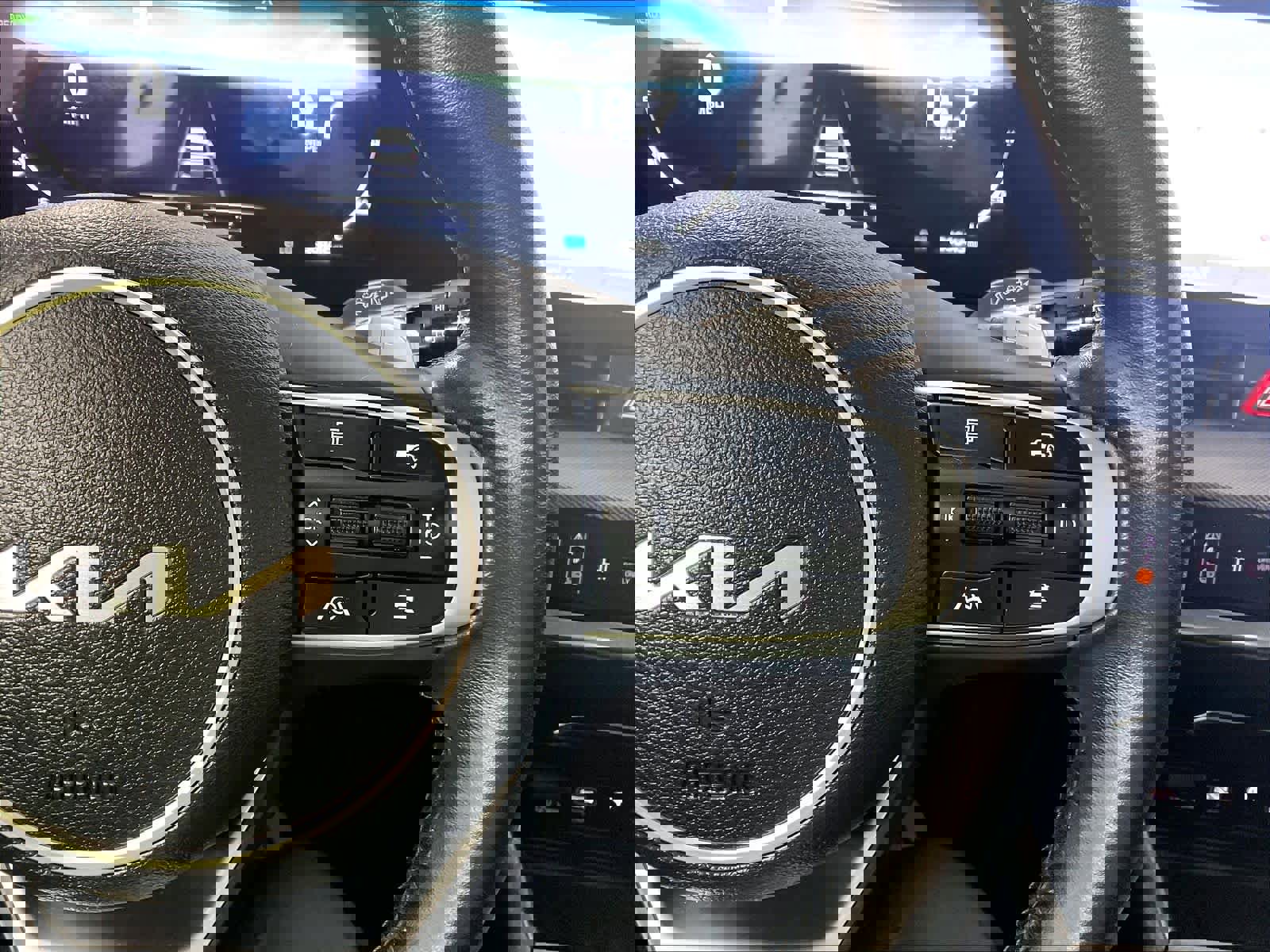 Used 2023 Kia Sportage SX Prestige image 24