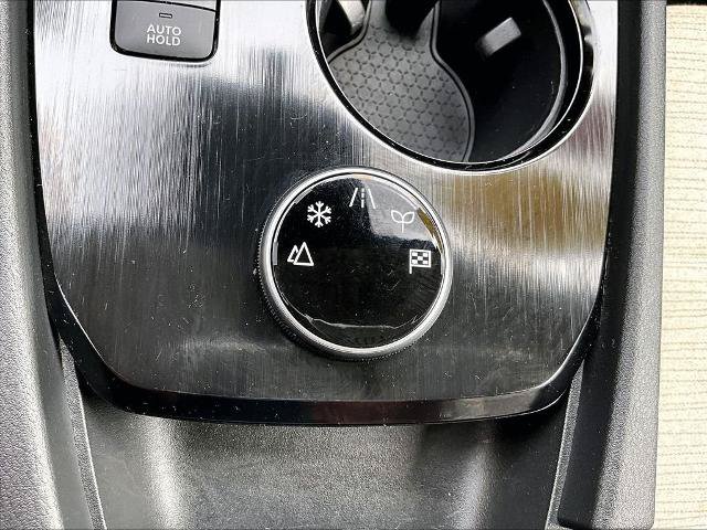 Certified 2023 Nissan Rogue SV AWD/4WD image 26