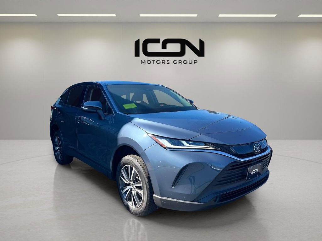 Used 2024 Toyota Venza LE image 7