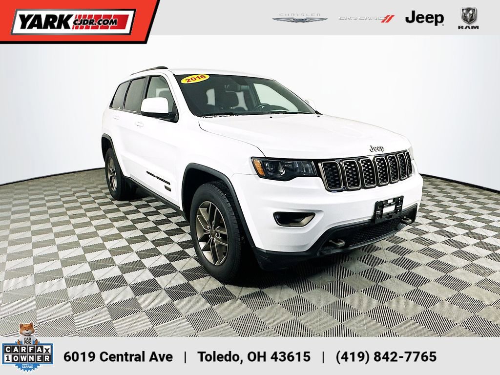 Used 2016 Jeep Grand Cherokee Laredo 75th Anniversary image 1
