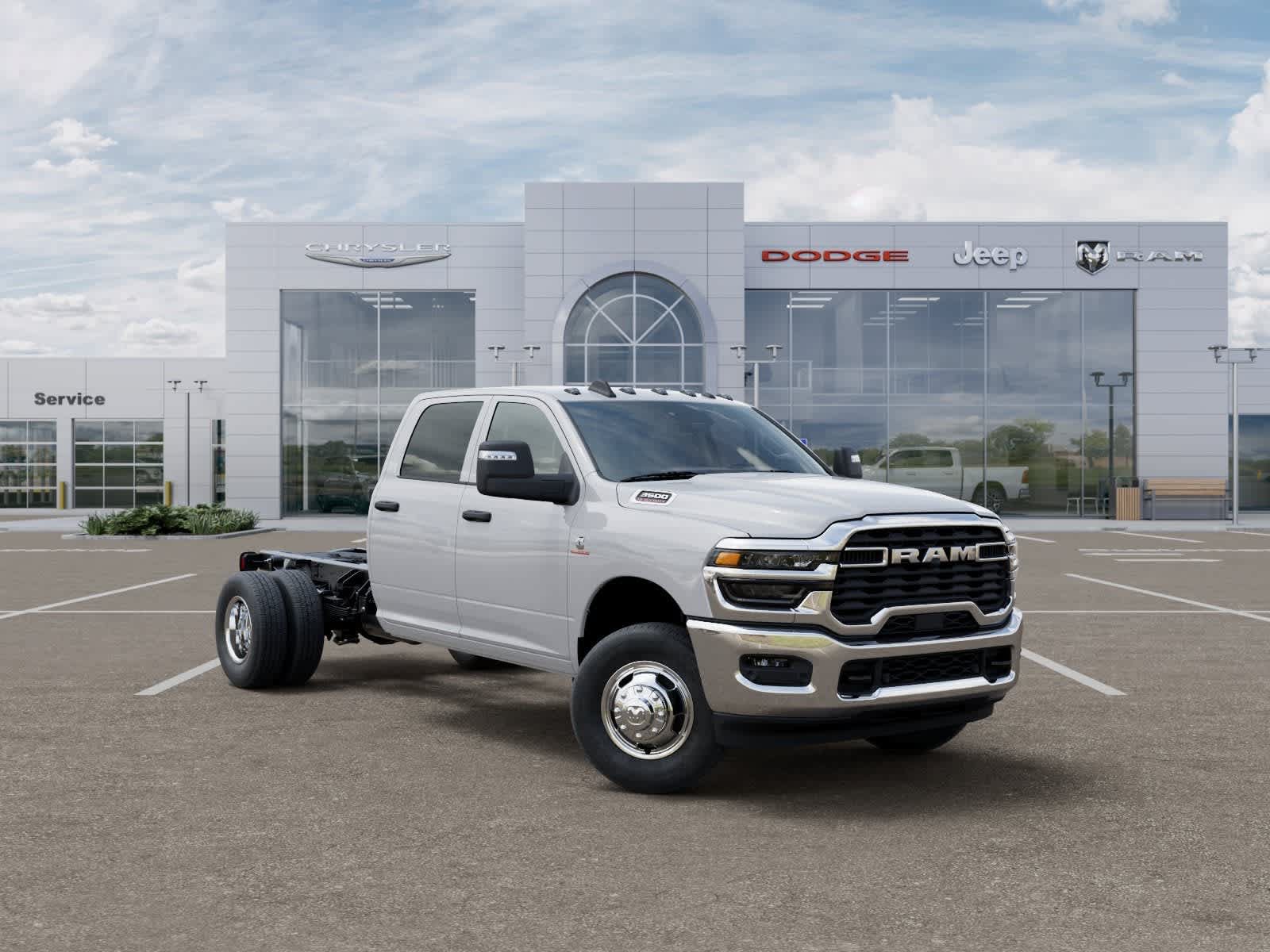 New 2026 RAM 3500 Tradesman w/ Chrome Appearance Group A AWD/4WD image 5