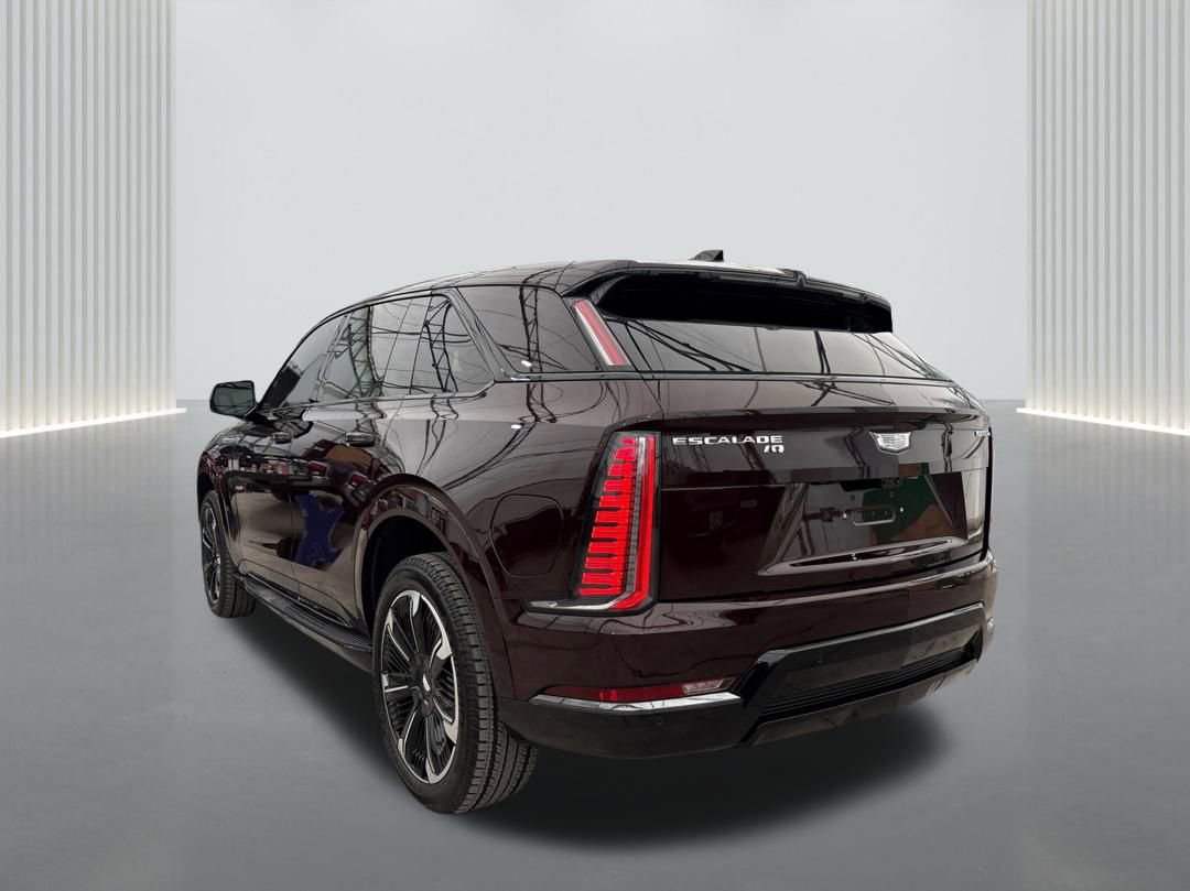 New 2025 Cadillac Escalade IQ Sport 1 w/ Smart Trailering package image 7