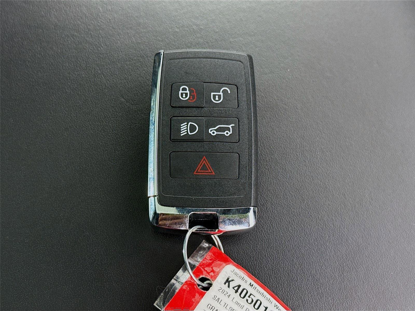 Used 2024 Land Rover Range Rover Sport Dynamic SE image 24