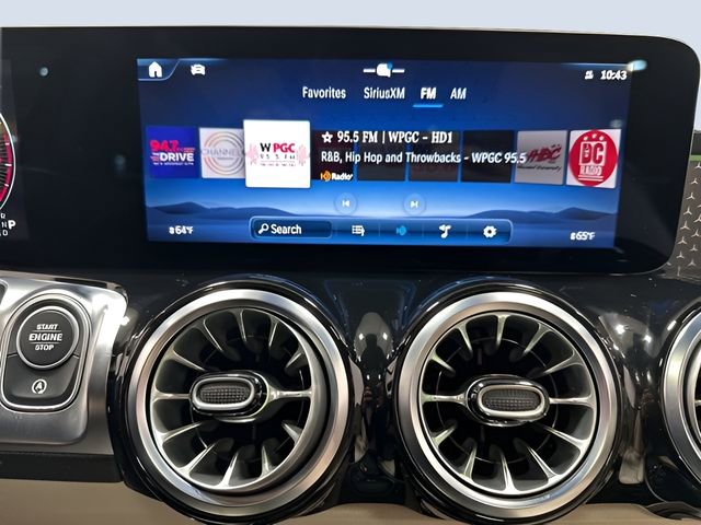 Used 2025 Mercedes-Benz GLB 250 GLB 250 image 23