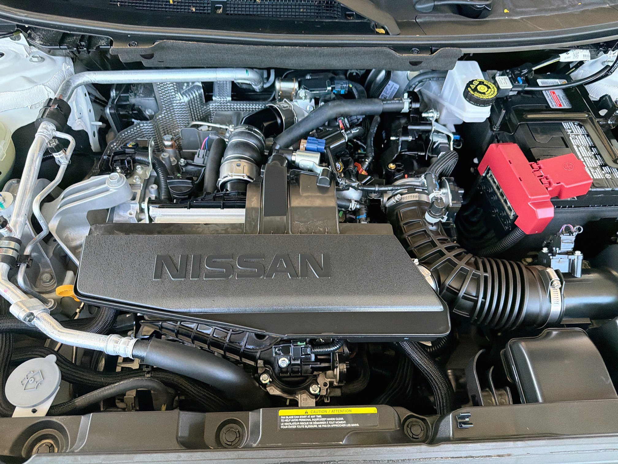 Used 2025 Nissan Rogue S AWD/4WD image 32