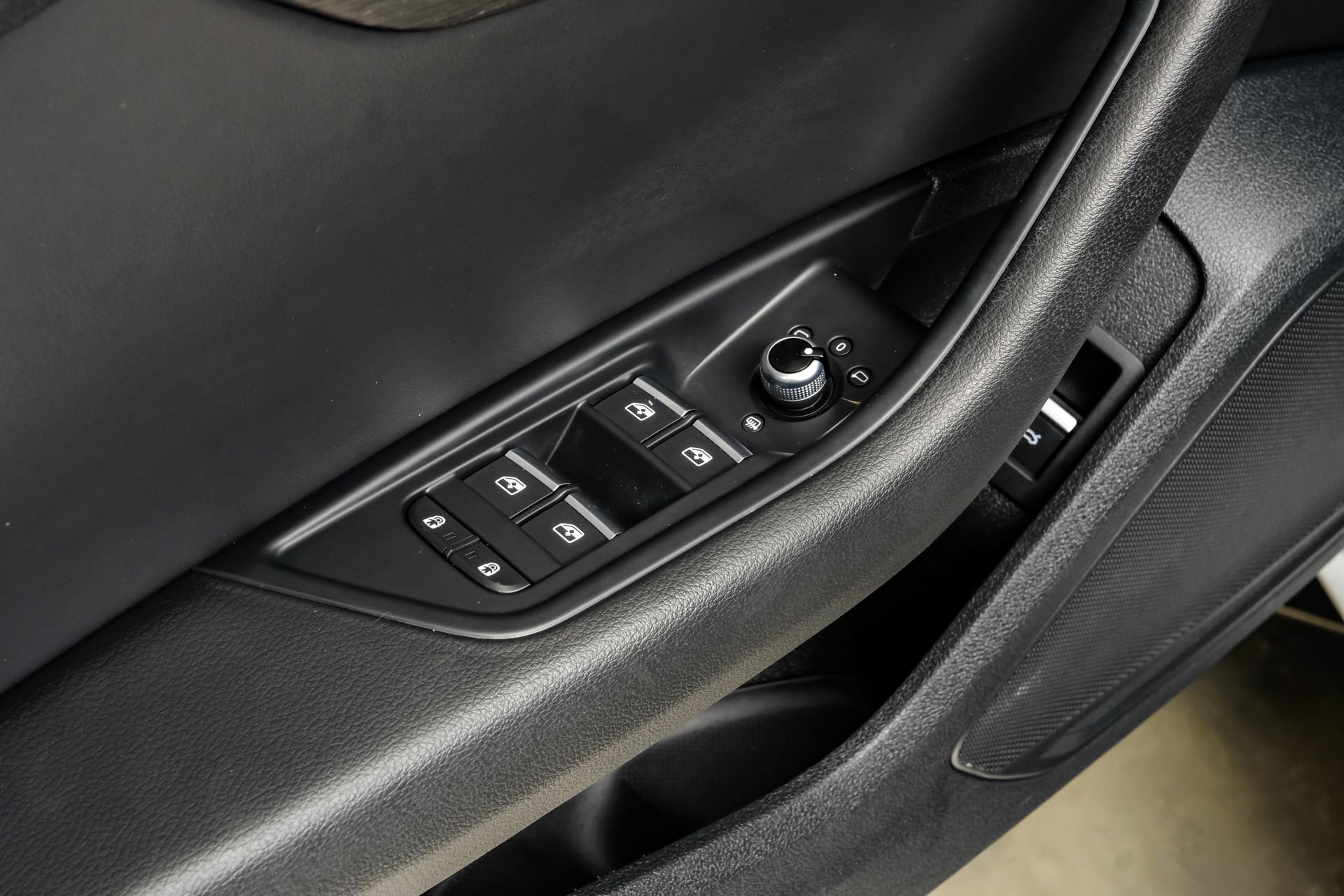 Used 2023 Audi A4 2.0T Premium w/ Convenience Package image 46