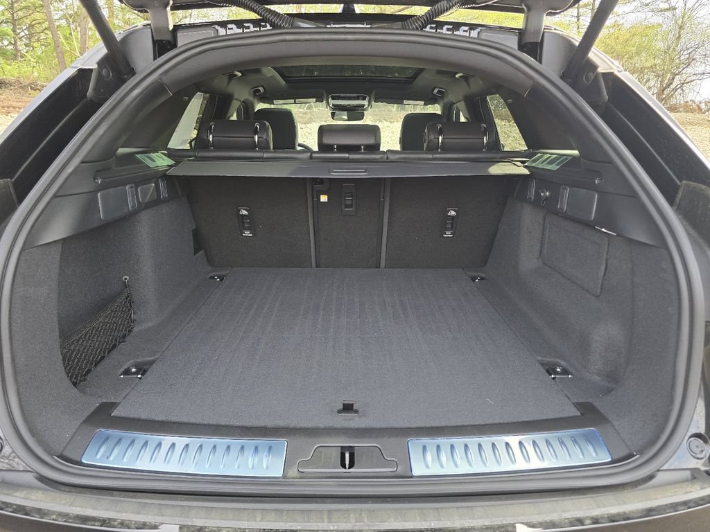 New 2026 Land Rover Range Rover Velar S AWD/4WD image 30