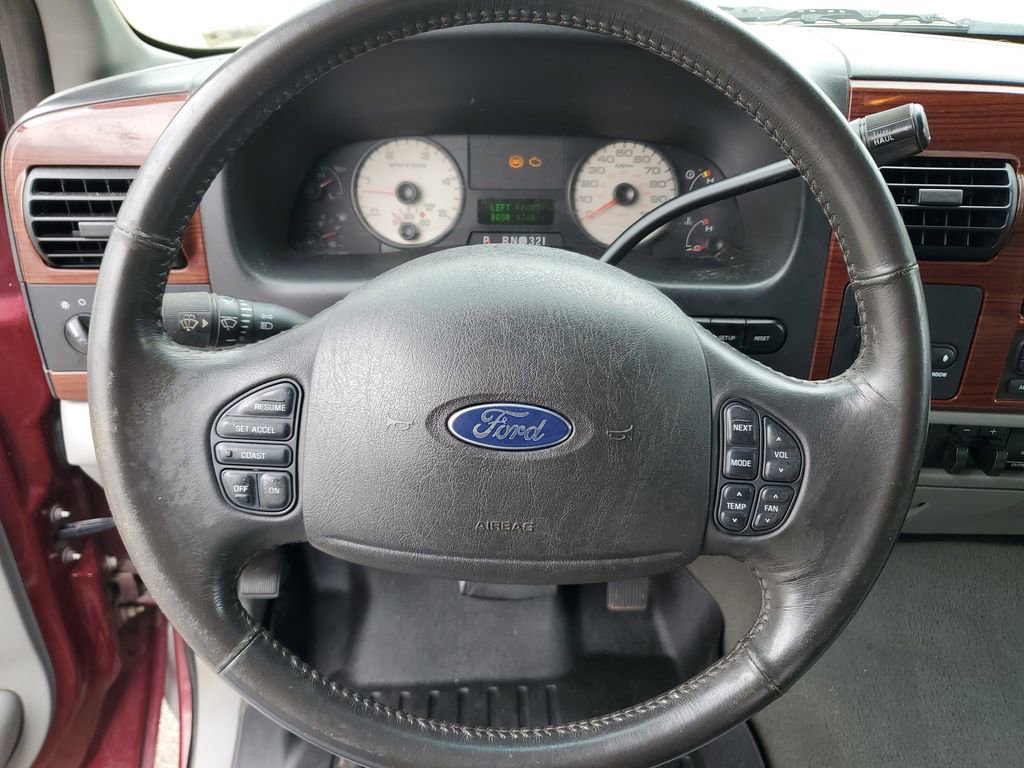 Used 2007 Ford F250 Lariat image 17