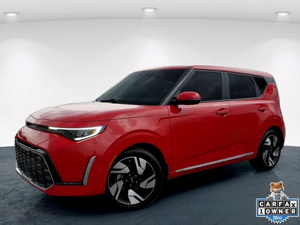 Used 2024 Kia Soul GT-Line w/ Option Group 020 FWD image 2