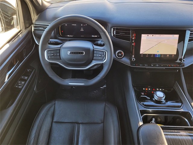 Used 2024 Jeep Wagoneer L Series II w/ Flexible Seating Group image 10