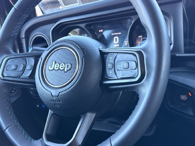 Used 2024 Jeep Wrangler Unlimited Rubicon 4xe AWD/4WD image 13