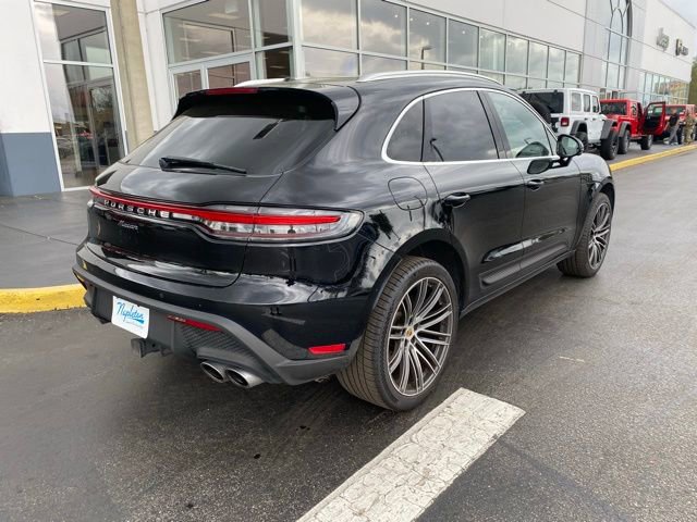 Used 2024 Porsche Macan image 9
