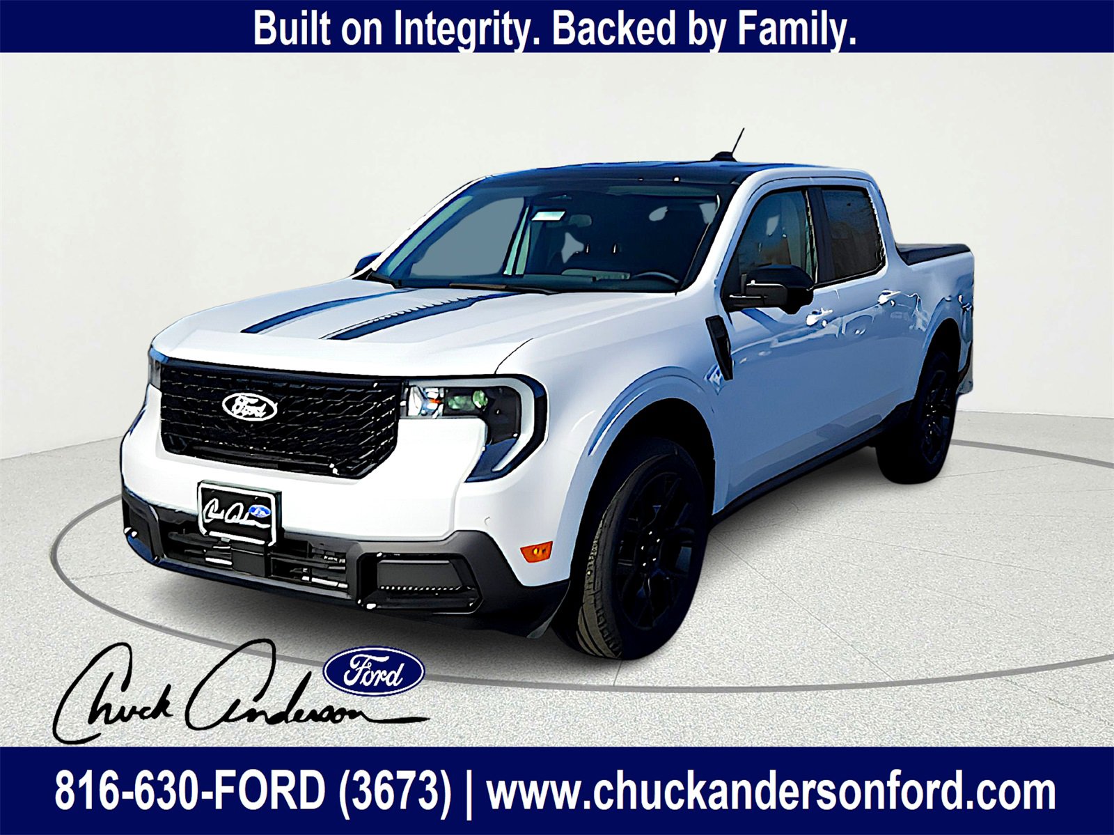 New 2025 Ford Maverick Lariat w/ Black Appearance Package
