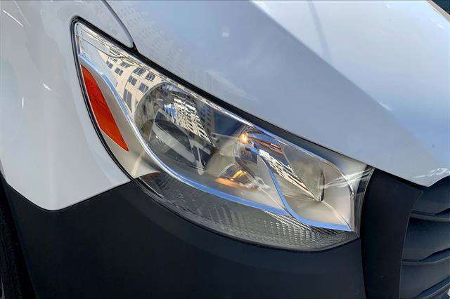 Used 2024 Mercedes-Benz Sprinter 2500 image 41