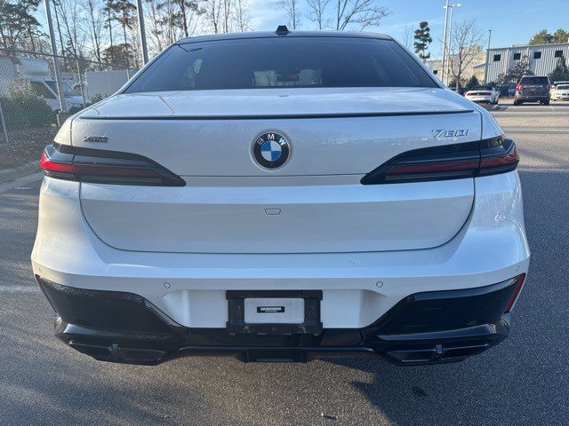 Certified 2023 BMW 760i xDrive w/ Executive Package image 13