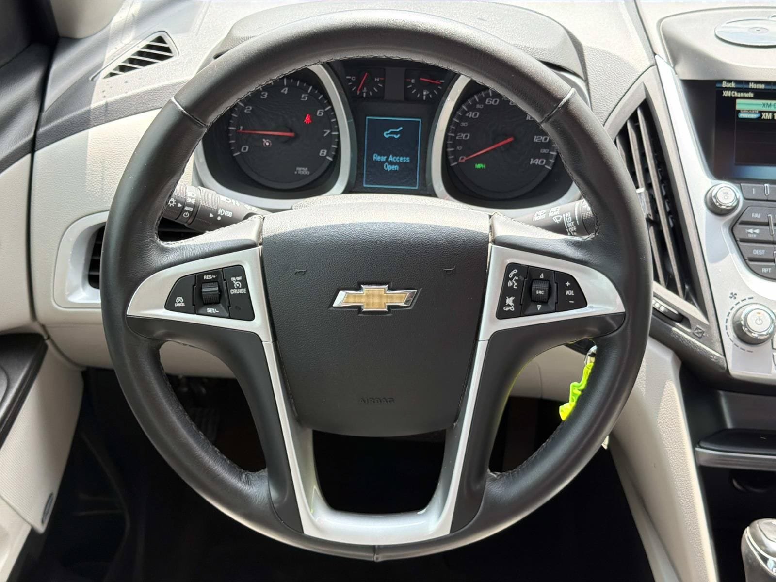 Used 2016 Chevrolet Equinox LTZ w/ Enhanced Convenience Package FWD image 24