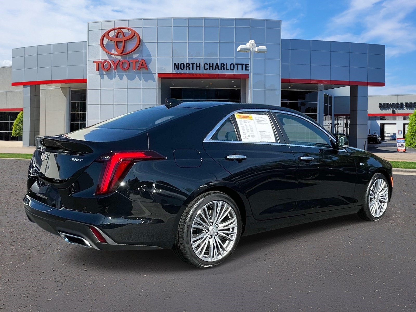 Used 2026 Cadillac CT4 Premium Luxury RWD image 6