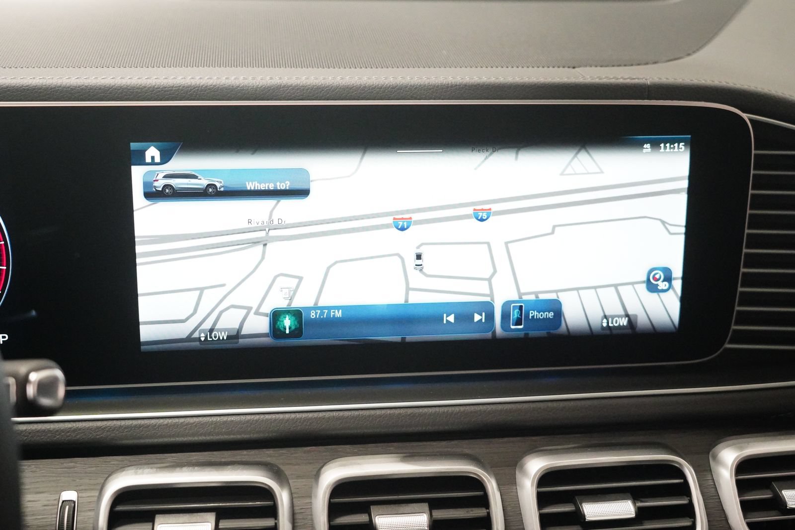 New 2026 Mercedes-Benz GLS 450 4MATIC image 26