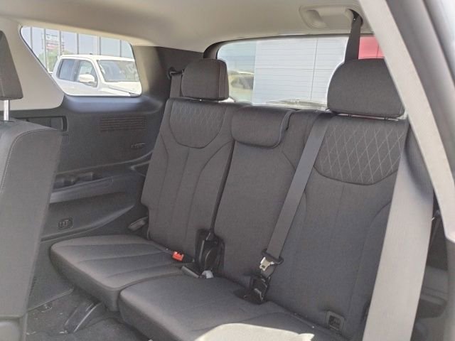 Used 2021 Hyundai Palisade SE AWD/4WD image 12